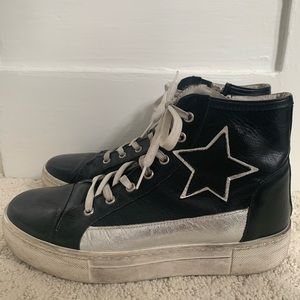 High top platform lace up leather sneakers w/zipper